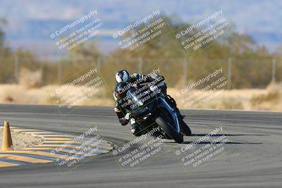 media/Jan-10-2025-CVMA Friday Practice (Fri) [[489e0da257]]/Group 4 and Trackday/Session 5 (Turn 7)/